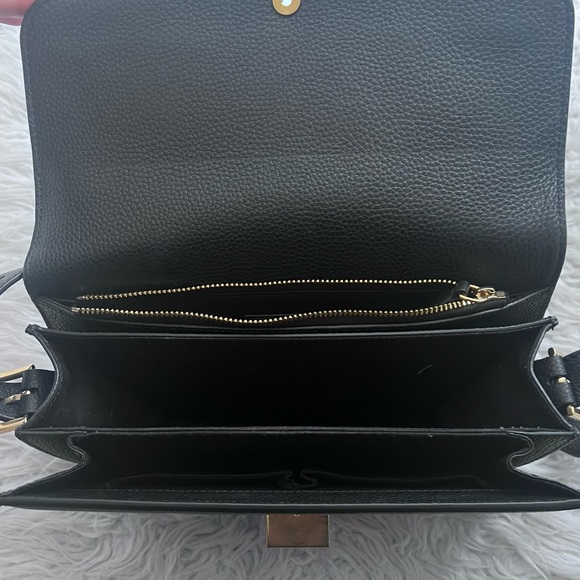 The Curated Shoulder Bag - Pebbled Leather - Picture 3 of 13